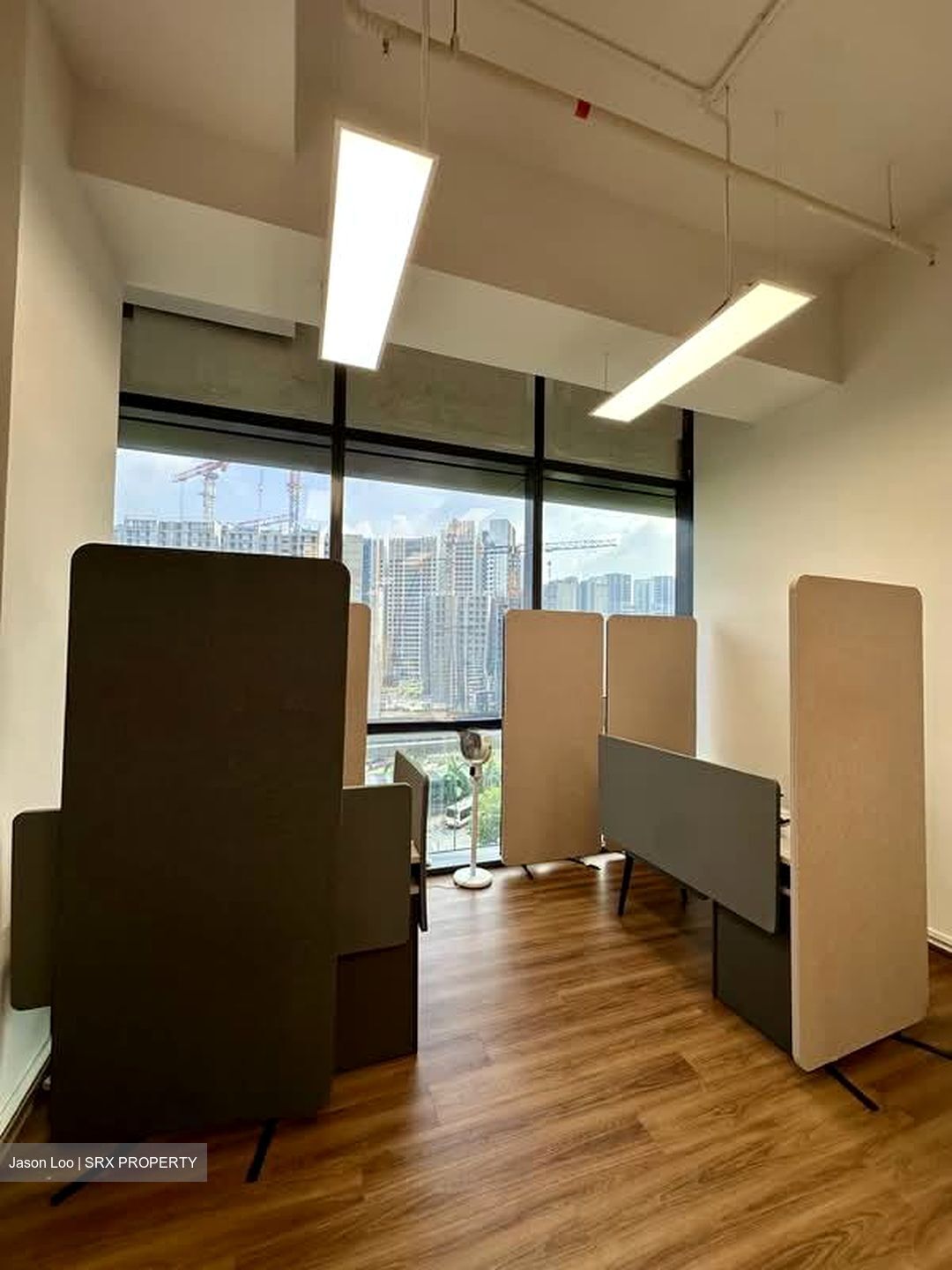 Woods Square (D25), Office #560914531